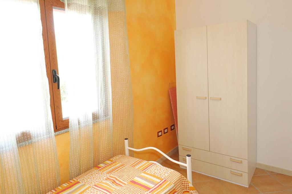 Residence Tanaunella Budoni Pokój zdjęcie
